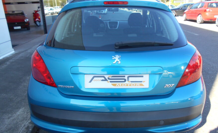 PEUGEOT – 207 Confort 1.4 VTi 16v 95