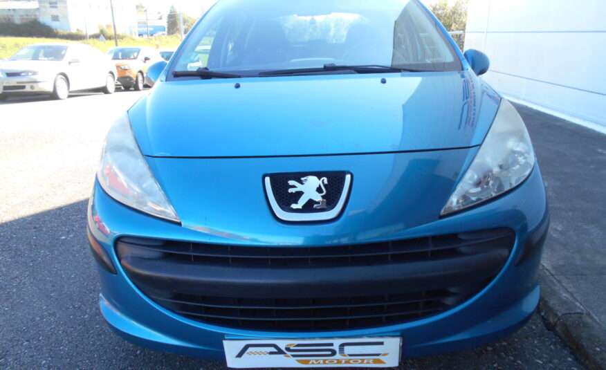 PEUGEOT – 207 Confort 1.4 VTi 16v 95