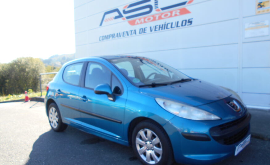 PEUGEOT – 207 Confort 1.4 VTi 16v 95