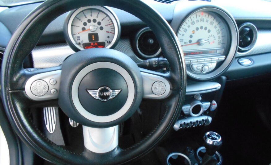 MINI – MINI Cooper S