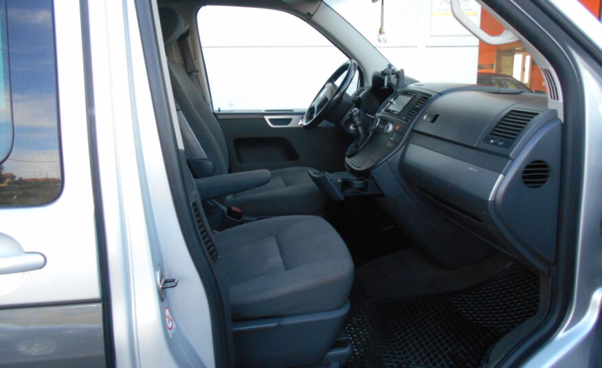 VOLKSWAGEN – Multivan 2.5TDI 130CV COMFORTLINE