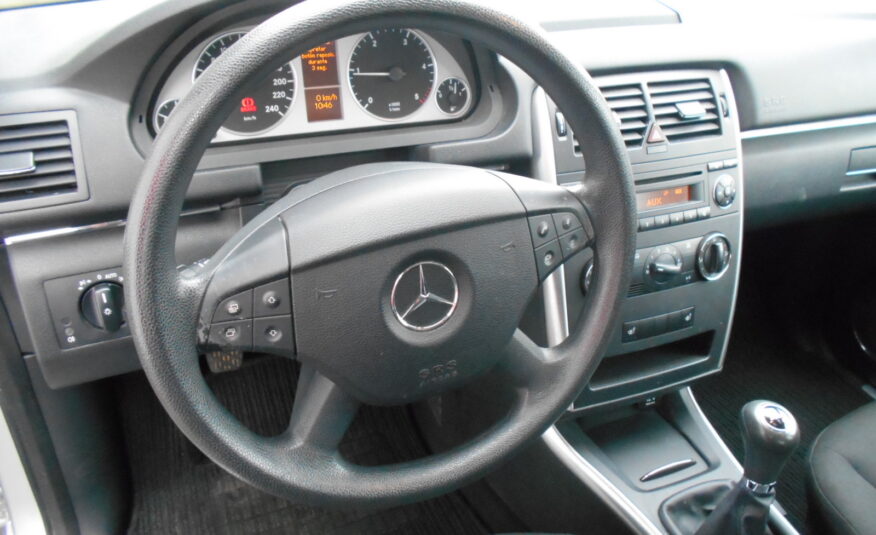 MERCEDES-BENZ – Clase B B 180 CDI