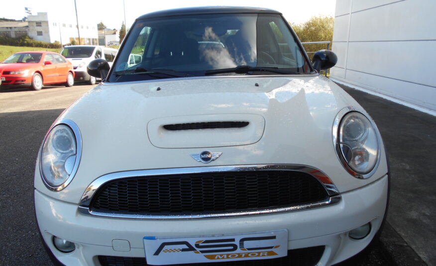 MINI – MINI Cooper S