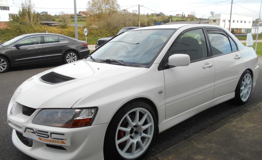 MITSUBISHI – Lancer Evolution VIII