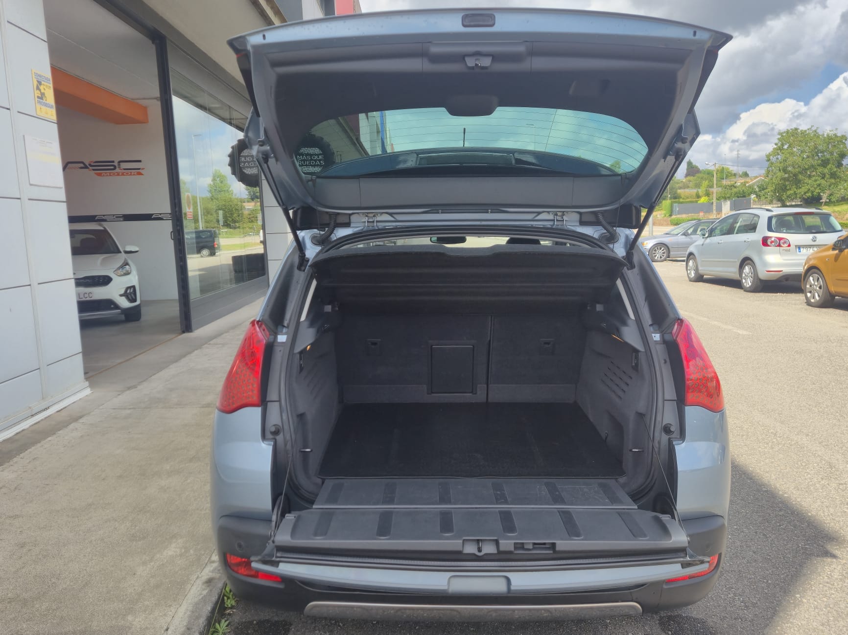 Peugeot 3008 HYBRID4 200 CV | Híbrido Enchufable | 4×4 | Automático