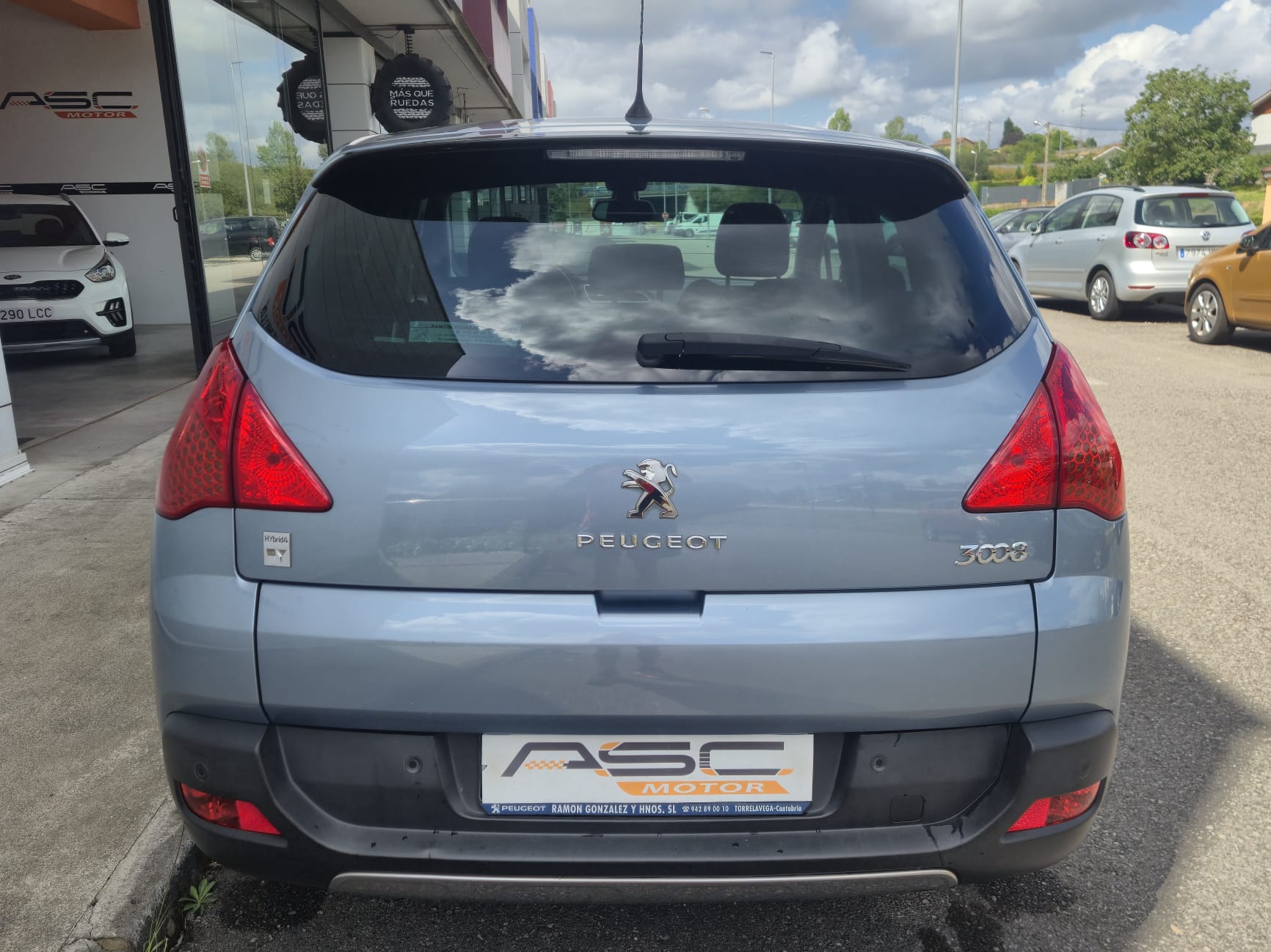 Peugeot 3008 HYBRID4 200 CV | Híbrido Enchufable | 4×4 | Automático