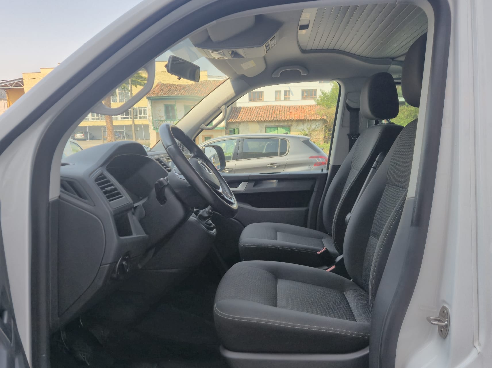Volkswagen California Beach 2.0 TDI 150 CV | Camper | Techo Elevable