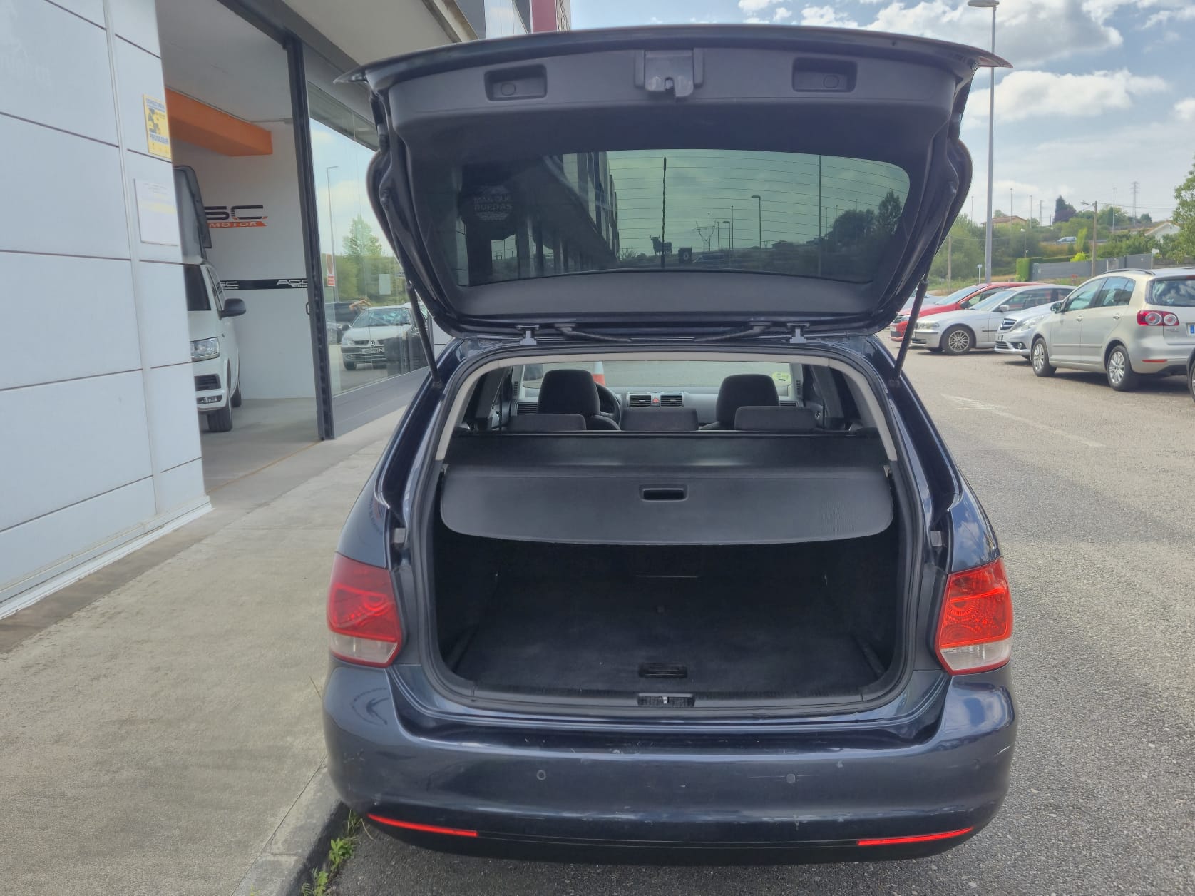 Volkswagen Golf Variant 2.0 TDI 140 CV | ASC Motor