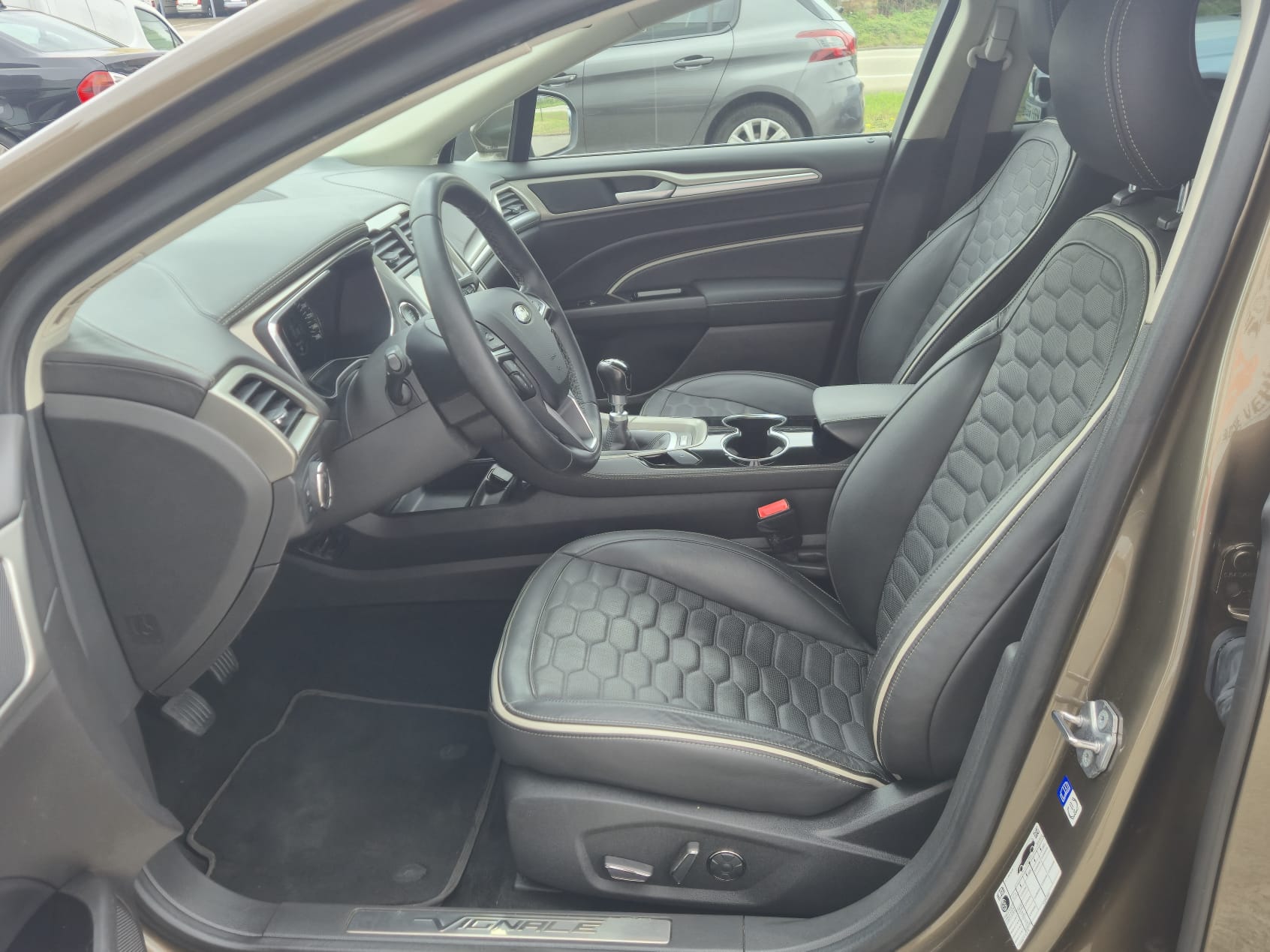 Ford Mondeo 2.0 TDCi 180 CV Vignale Sedán | ASC Motor