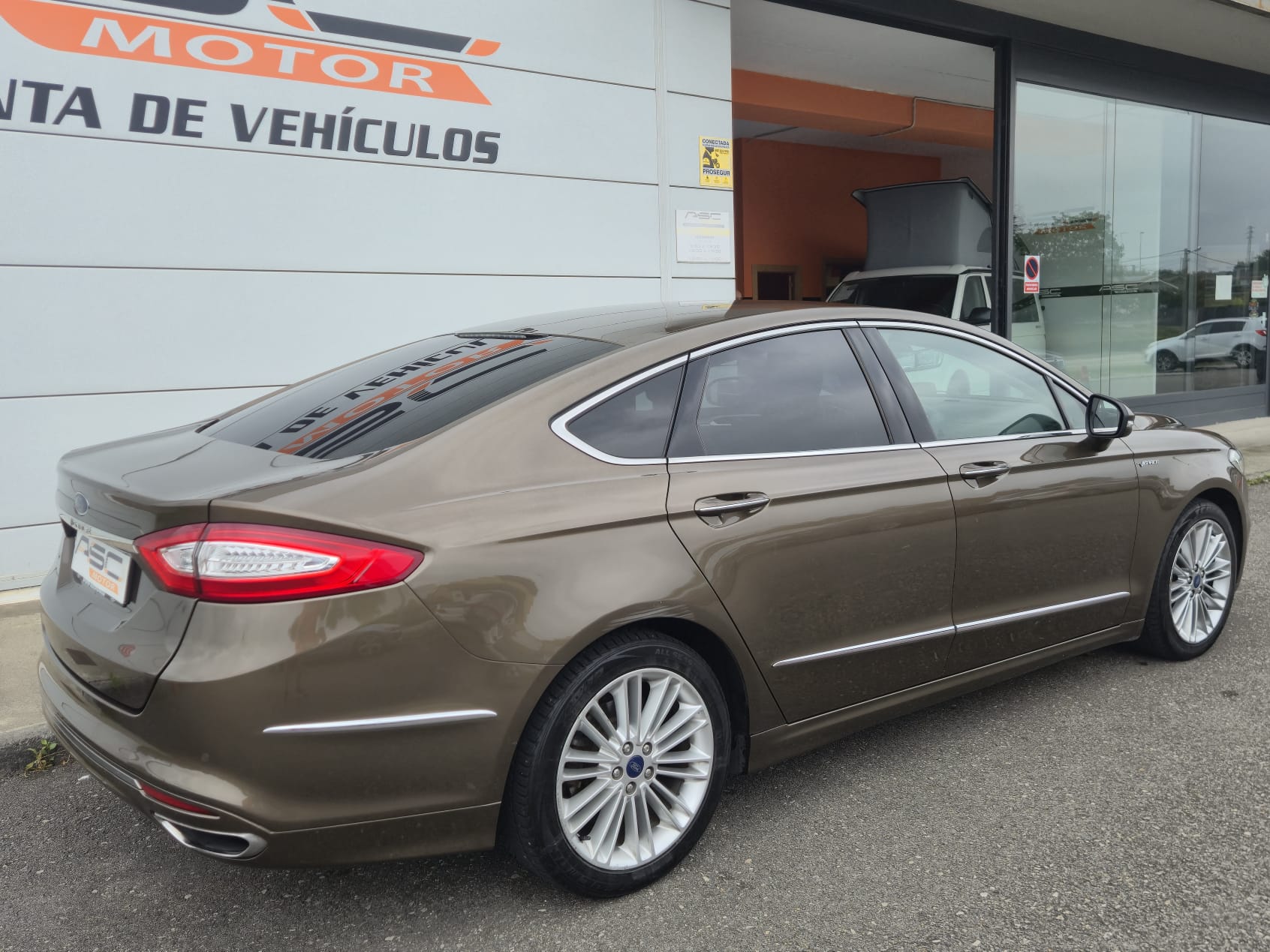 Ford Mondeo 2.0 TDCi 180 CV Vignale Sedán | ASC Motor
