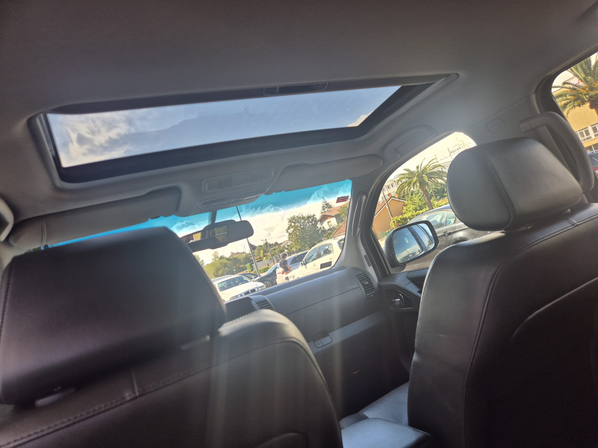 NISSAN Pathfinder 2.5 dCi 171CV SE Auto