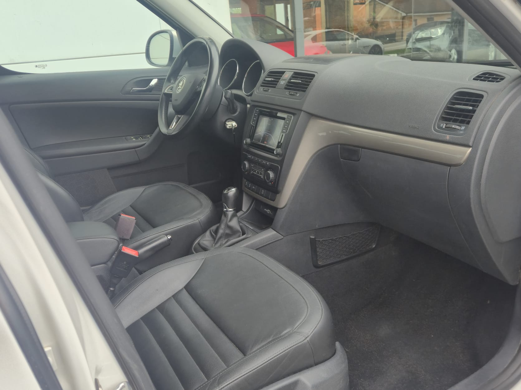 SKODA Yeti 2.0 TDI 81KW 110cv Outdoor St
