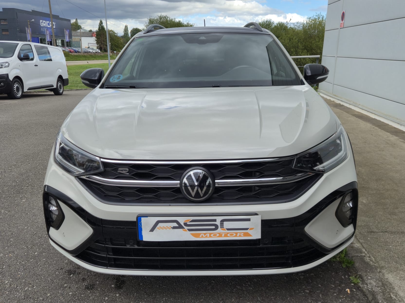 VOLKSWAGEN Taigo RLine 1.0 TSI DSG
