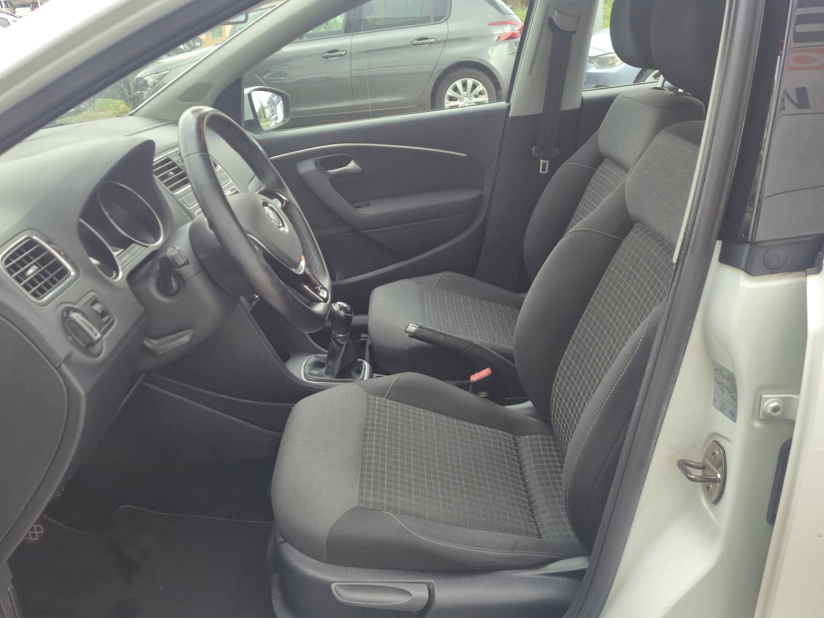 VOLKSWAGEN Polo Advance 1.4 TDI BMT