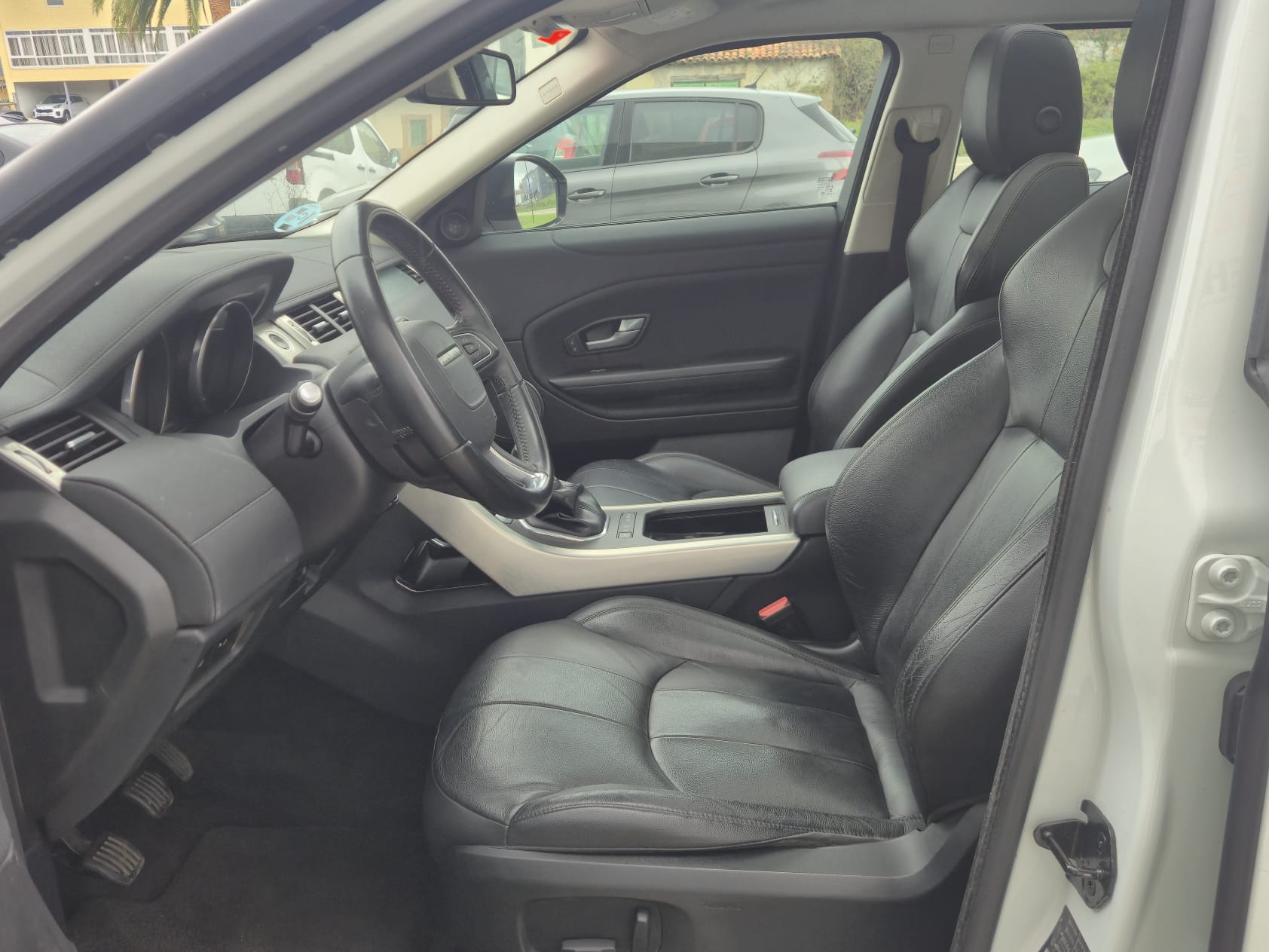 LAND-ROVER Range Rover Evoque 2.0L eD4 D