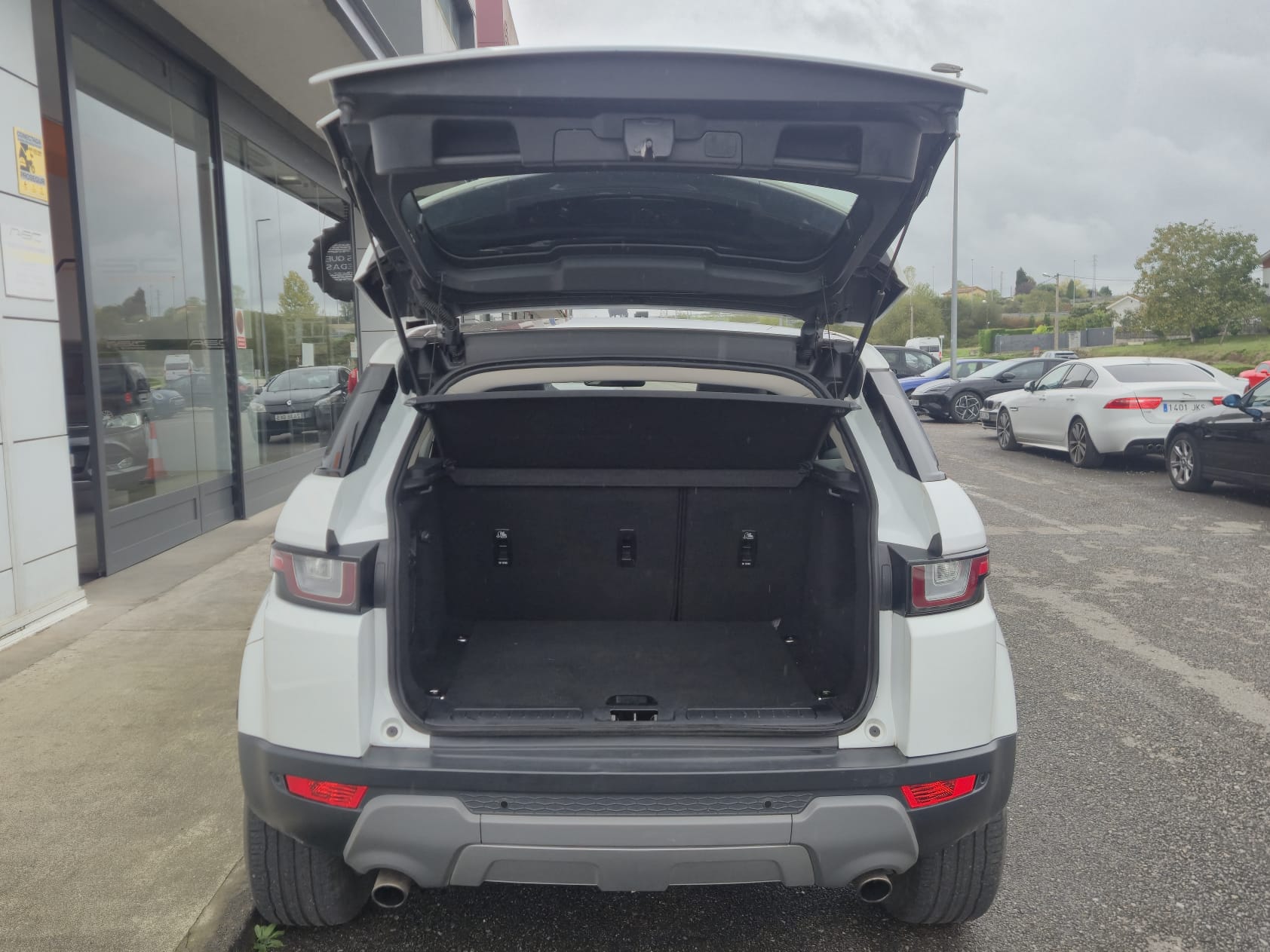 LAND-ROVER Range Rover Evoque 2.0L eD4 D