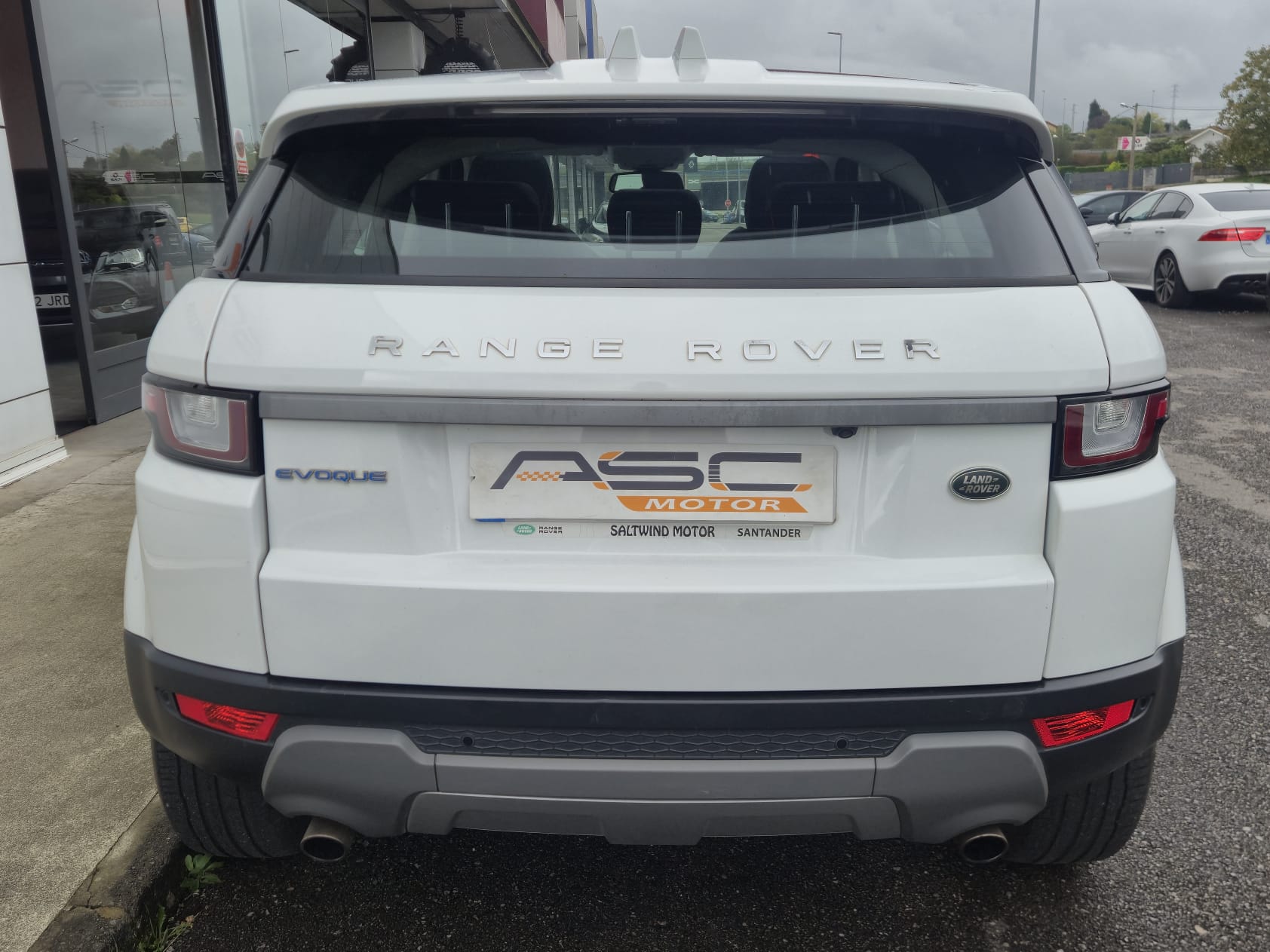LAND-ROVER Range Rover Evoque 2.0L eD4 D