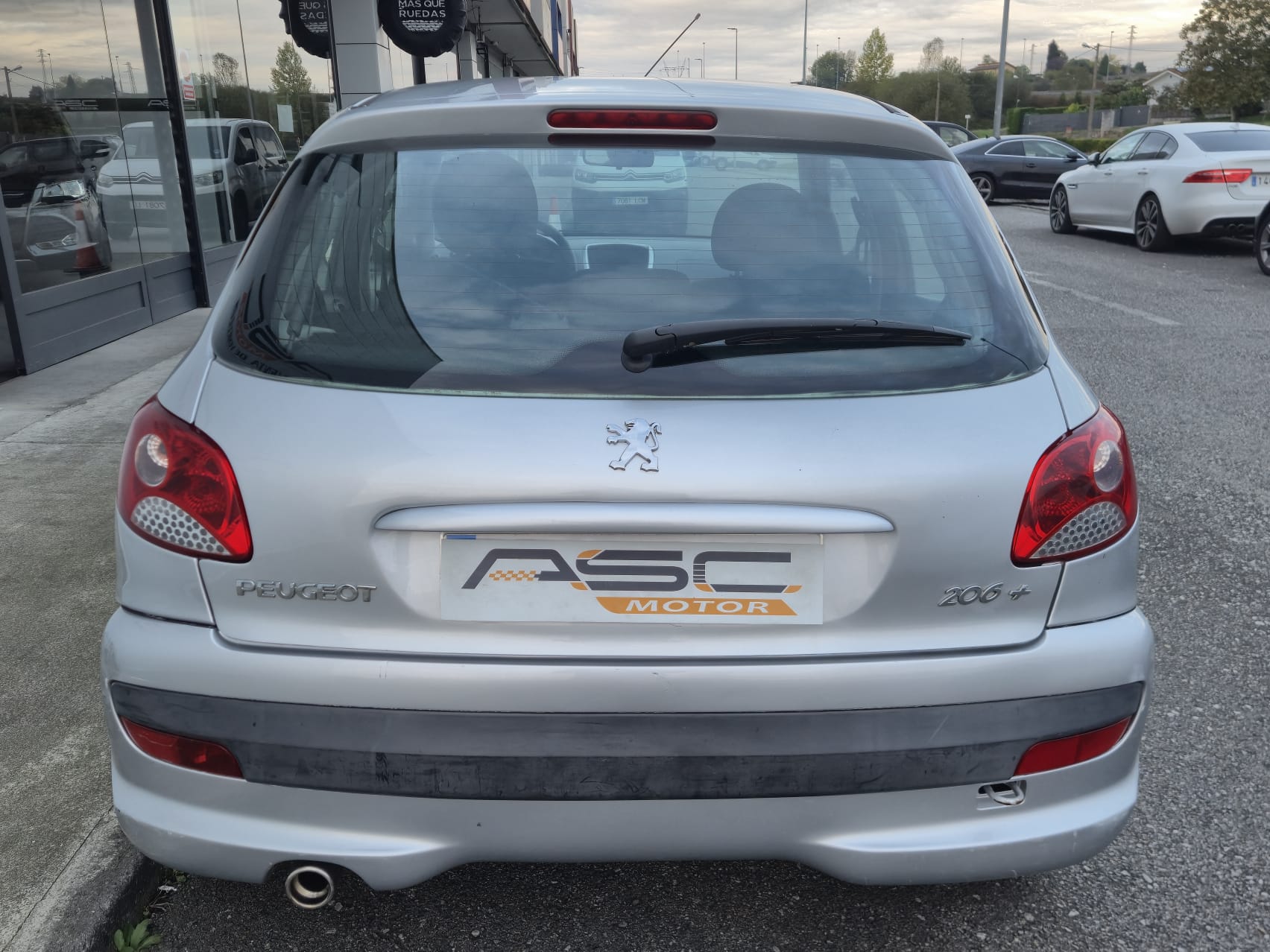 PEUGEOT 206 + 1.1 60cv
