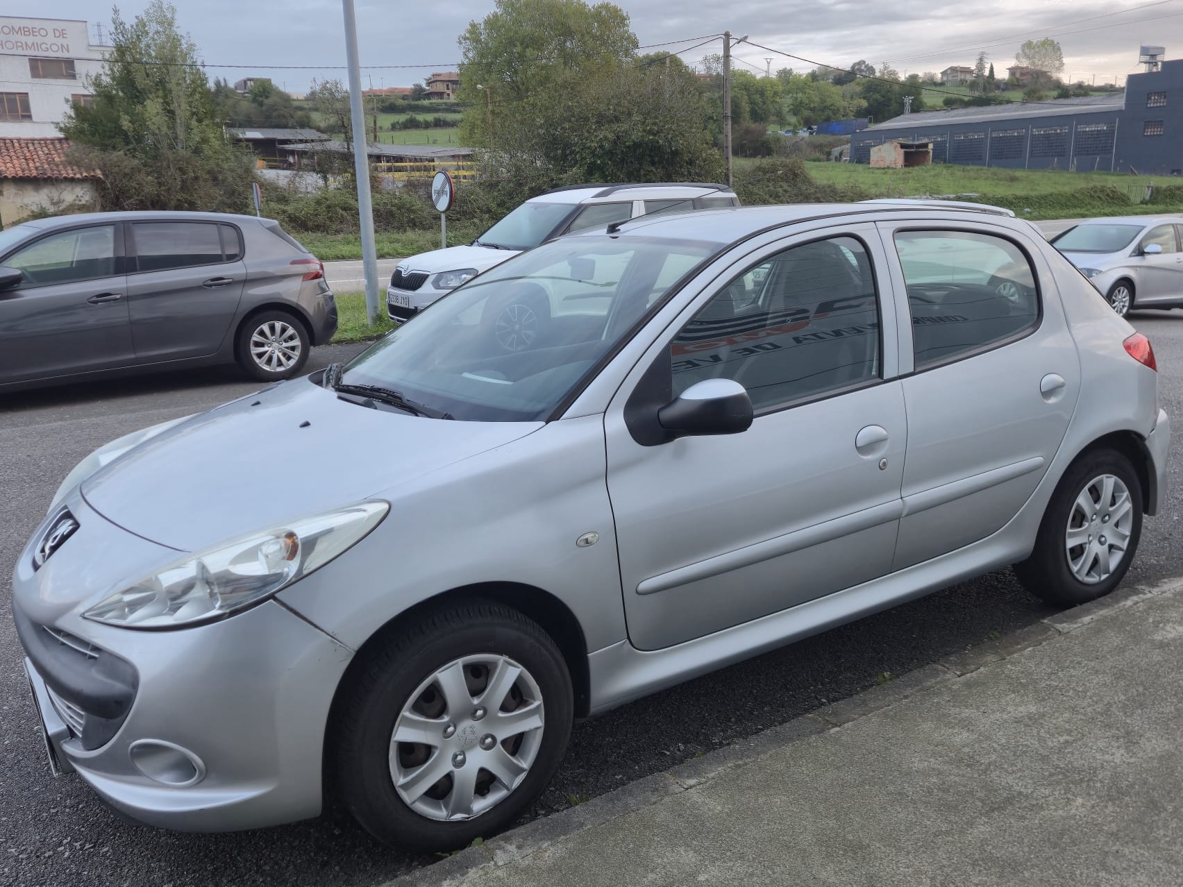 PEUGEOT 206 + 1.1 60cv