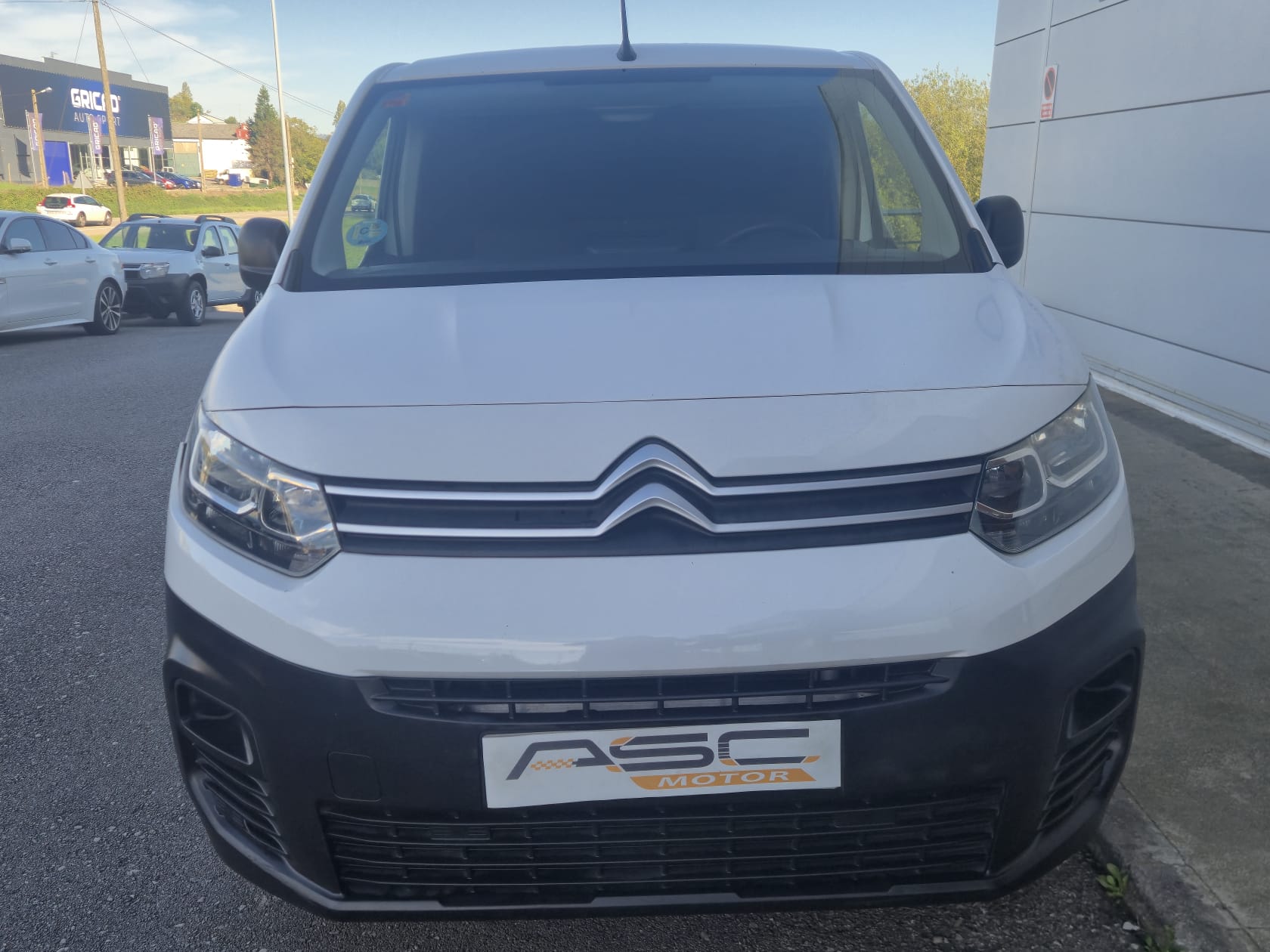 CITROEN Berlingo Talla M BlueHDi 100 CLU