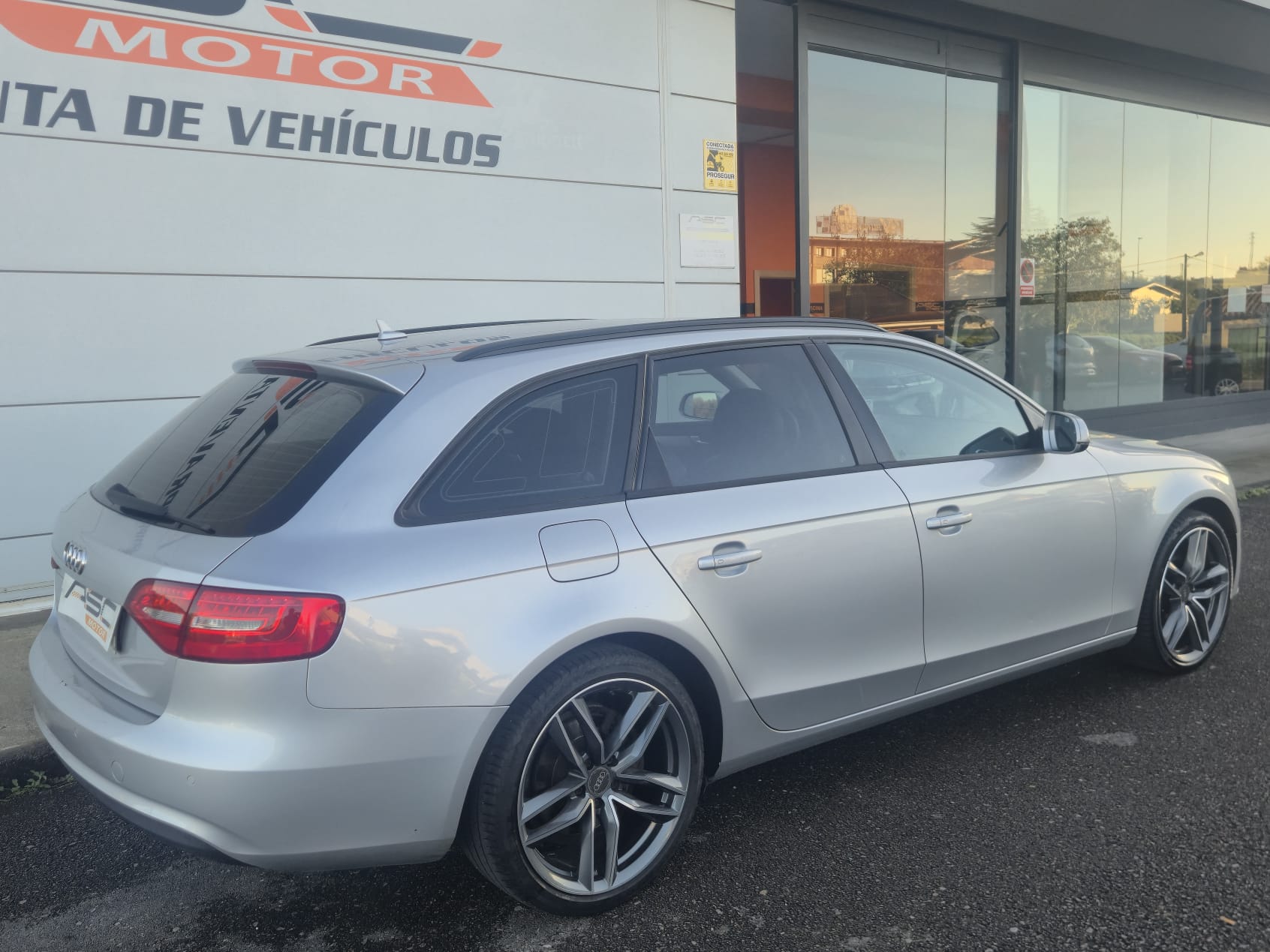 AUDI A4 Avant 2.0 TDI 143cv multitronic